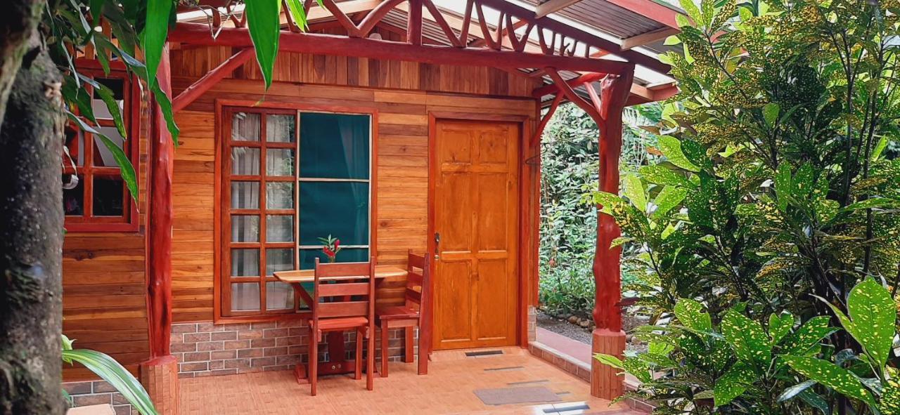 לינה וארוחת בוקר ביחגואה Jardin Entre Montanas מראה חיצוני תמונה
