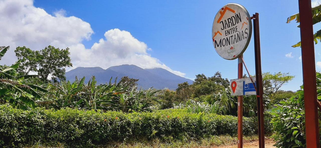 לינה וארוחת בוקר ביחגואה Jardin Entre Montanas מראה חיצוני תמונה