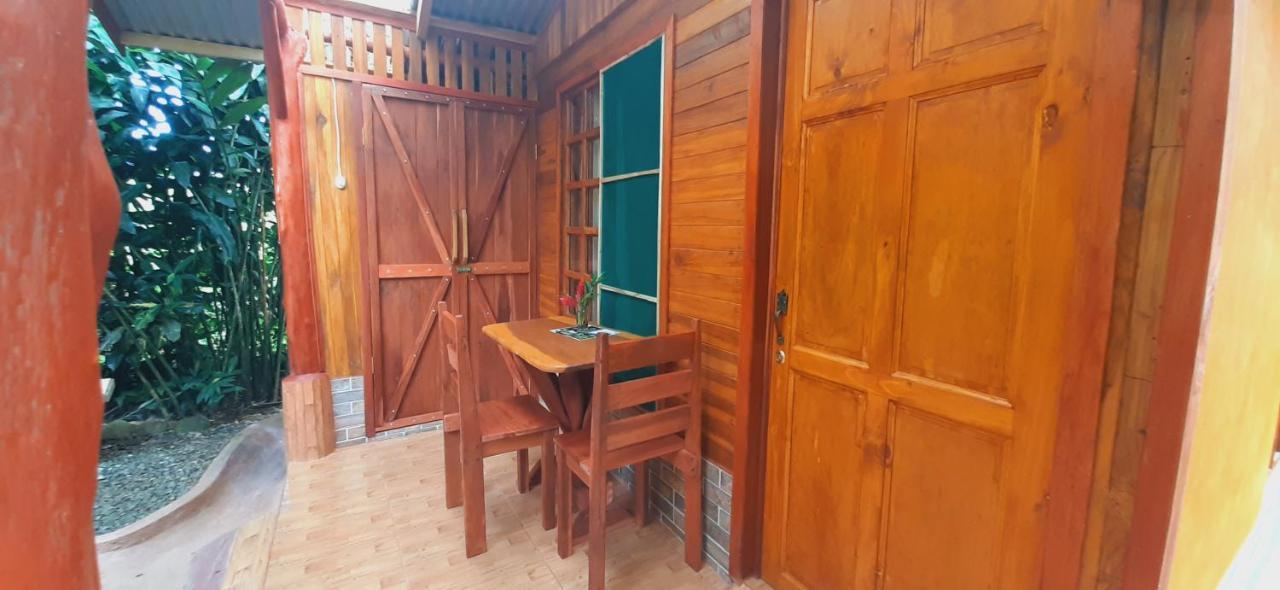 לינה וארוחת בוקר ביחגואה Jardin Entre Montanas מראה חיצוני תמונה